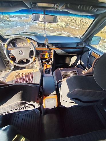 кузов соната: Mercedes-Benz W124: 1990 г., 2.3 л, Механика, Бензин, Седан — 7