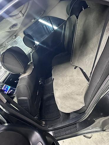 гаражные распродажа: Lexus IS: 2003 г., Автомат, Бензин, Седан — 5