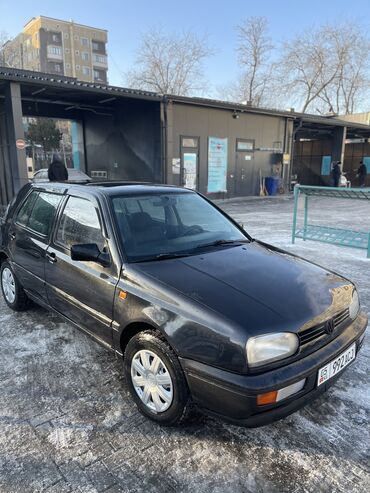 Volkswagen: Volkswagen Golf: 1991 г., 1.8 л, Механика, Бензин, Хэтчбэк