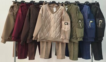 Trenerke: Ženski komplet trenerke – gornji deo + donji deo - Dizajn: moderni — 2