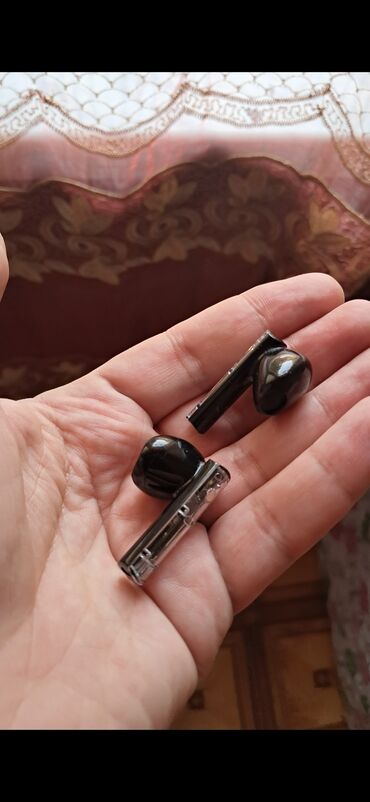 Микрофоны: Беспроводные (Bluetooth) Наушники, цвет - Черный