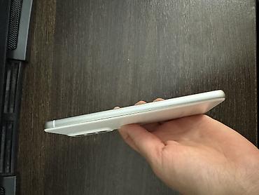 note 2: Samsung Galaxy S21 FE, Б/у, 256 ГБ, цвет - Белый, 2 SIM — 4