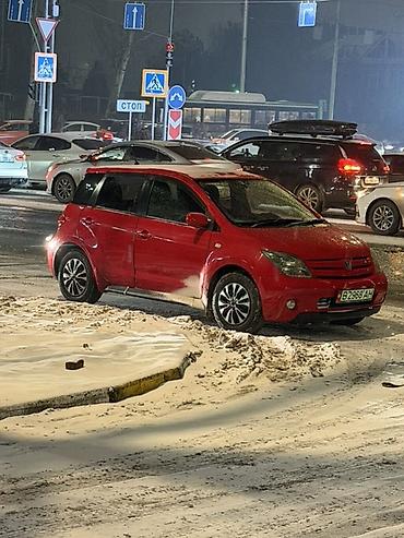 Toyota: Toyota ist: 2003 г., 1.5 л, Автомат, Бензин, Хэтчбэк — 12