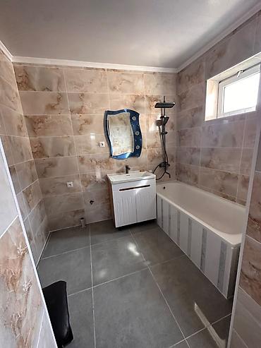 Үйлөрдү ижарага берүү: 140 м², 5 бөлмө, Балдарсыз түгөйлөргө — 10