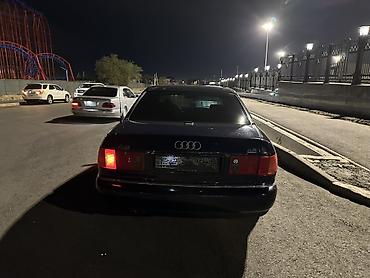 Audi: Audi A8: 2000 г., 3.7 л, Автомат, Бензин, Седан — 4