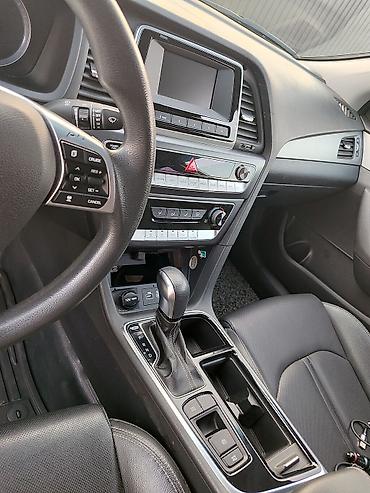 универса: Hyundai Sonata: 2020 г., 2 л, Автомат, Газ, Седан — 8