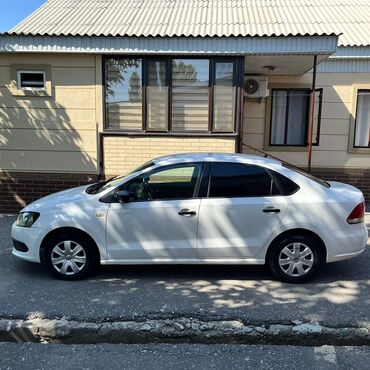 daewoo matiz 2013: Volkswagen Polo: 2013 г., 1.6 л, Механика, Бензин, Седан