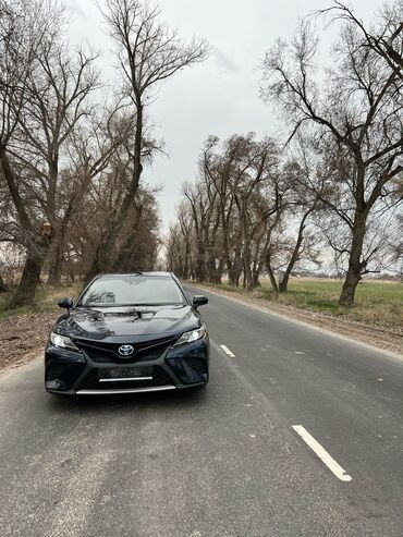 Toyota: Toyota Camry: 2018 г., 2 л, Автомат, Бензин, Седан
