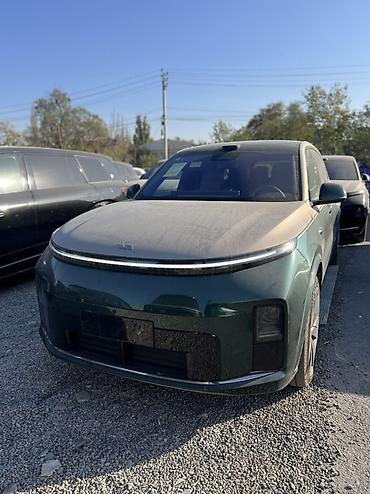los angeles: Lixiang L9: 2026 г., Автомат, Электромобиль, Кроссовер — 1