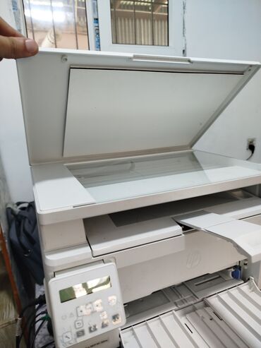 notebook cantası: HP LaserJet Pro MFP M130nw modeli ağ rəngdə çoxfunksiyalı lazer