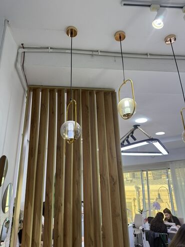 yolka isigi: Çılçıraq, 4 lampa, Metal