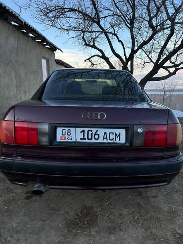 ауди 100 1990: Audi 80: 1992 г., 2 л, Механика, Бензин, Седан