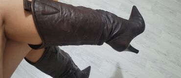 ženske kožne čizme: High boots, 39