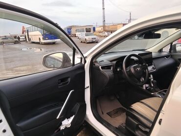 Toyota: Toyota hibrid sedan – geniş və texnoloji salon - Hibrid sistemli — 4