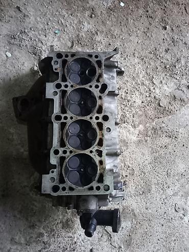 volkswagen golf 3 ehtiyat hisseleri: Vosfagen passat B 5 . 1.8 sade qalofqasi yaxsi veziyyetdedi — 1