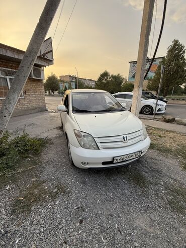 полики для авто бишкек цена: Toyota ist: 2003 г., 1.5 л, Автомат, Бензин, Хетчбек