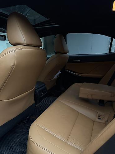 Lexus: Lexus IS: 2018 г., 2 л, Автомат, Бензин — 7