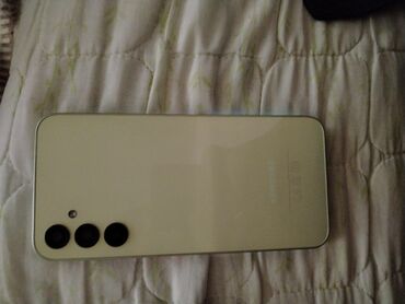 a24: Samsung Galaxy A24 4G, 128 GB, rəng - Qızılı, Barmaq izi