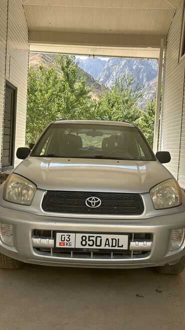 Транспорт: Toyota RAV4: 2001 г., 2 л, Автомат, Бензин, Кроссовер