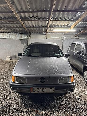корбиратор: Volkswagen Passat: 1989 г., 1.8 л, Механика, Седан — 4
