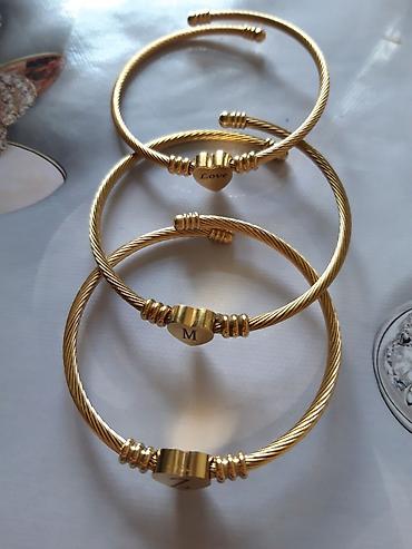 saat romanson: Versace yasil rengli teze saat. Qiymeti 12 azn Qolbağılar 12 — 6