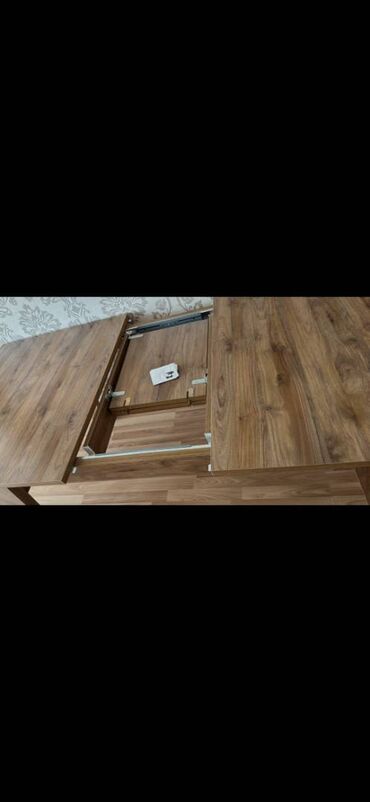 acilan stol: Qonaq masası, İşlənmiş, Açılan, Dördbucaq masa, Türkiyə