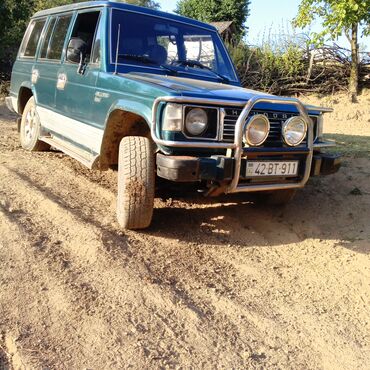 Hyundai: Hyundai Galloper Exceed 5 qapılı ofroud SUV - Kuzov: uzun baza, 5 — 5