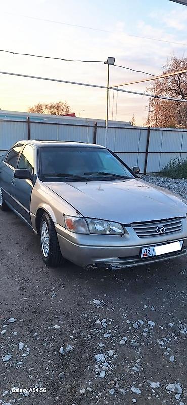 Toyota: Toyota Camry: 1999 г., 2.2 л, Автомат, Бензин, Седан — 2
