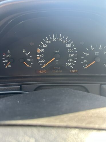 Mercedes-Benz: Mercedes-Benz E-Class: 1996 г., 4.2 л, Автомат, Бензин, Седан — 6