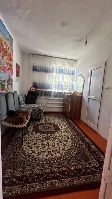 Продажа домов: Дом, 200 м², 5 комнат, Собственник, Старый ремонт at lalafo.kg — 13 Продажа домов: Дом, 200 м², 5 комнат, Собственник, Старый ремонт — 13