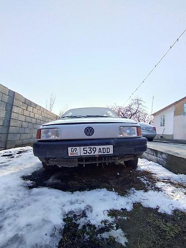 Volkswagen: Volkswagen Passat: 1990 г., 1.8 л, Механика, Бензин, Седан — 2
