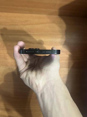 iphone z: IPhone 16 Pro Max, Б/у, 256 ГБ, Black Titanium, Чехол, Коробка, 89 % — 5