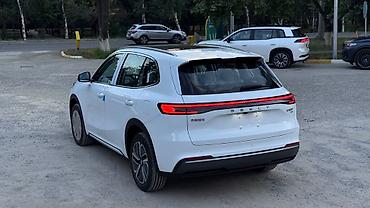 geely galaxy e5: Geely Geometry E: 2025 г., 1.5 л, Вариатор, Гибрид, Кроссовер — 5