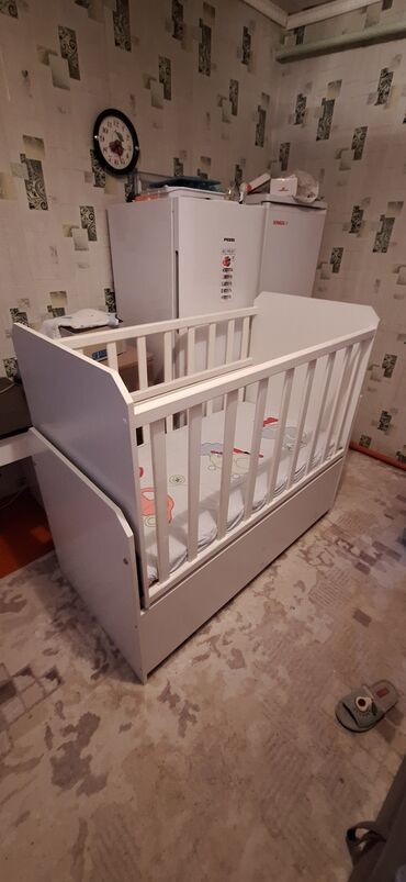 купить кровать бу кривой рог: ПРОДАЮТСЯ ДЕТСКИЕ КРОВАТКИ. 3 штуки Кроватки изготавливались на