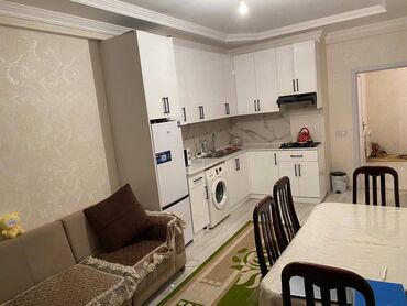 Uzunmüddətli kirayə mənzillər: Yeni Yasamal Jasmin parkda mənzil kirayə verilir. Mərtəbə 16/7. Ümumi — 4