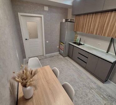 сдается квартира район джал: 2 бөлмө, 67 кв. м, Элитка, 8 кабат, Дизайнердик ремонт