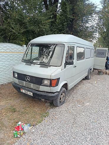 автобус икарус: Mercedes-Benz T1: 1991 г., Механика, Фургон — 1