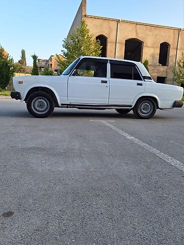 ucuz masin satişi: VAZ (LADA) 2107: 1.6 l | Sedan — 2
