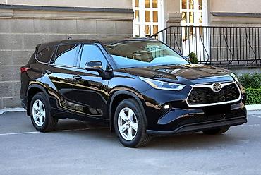 Toyota Highlander: 2022 г., 2.5 л, Типтроник, Гибрид, Кроссовер