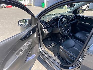 Chevrolet: Chevrolet Spark: 2018 г., 1 л, Автомат, Бензин, Хэтчбэк — 16