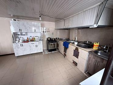 Долгосрочная аренда домов: 200 м², 5 комнат — 12