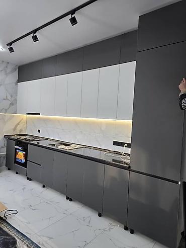 Кухонные гарнитуры: Кухонный гарнитур — 19