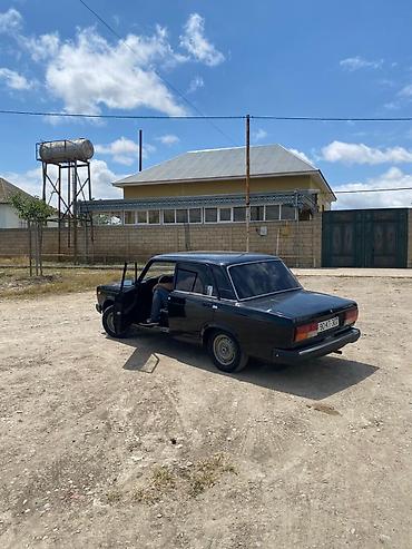 VAZ (LADA): VAZ (LADA) 2107: 1.6 l | 2011 il 74683 km Sedan — 4