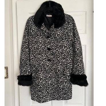 zara zimske kape: H&M, M (EU 38), Animal, With lining