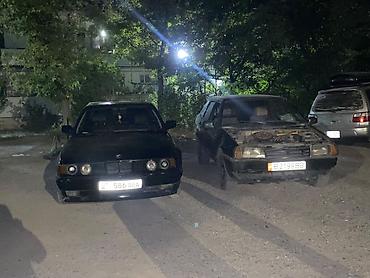 Продажа авто: BMW 5 series: 1988 г., Автомат, Бензин, Седан — 3