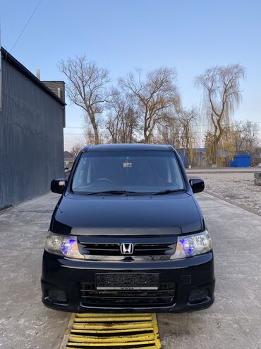 обшивка на степ: Honda Stepwgn: 2004 г., 2 л, Автомат, Бензин, Минивэн