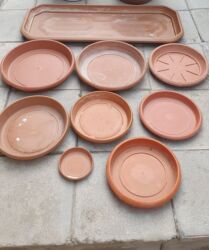 İnformatika: Bitki qabları üçün altlıqlar dəsti - Material: plastik (terracotta