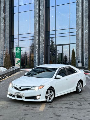 Toyota: Toyota Camry: 2014 г., 2.5 л, Автомат, Бензин, Седан