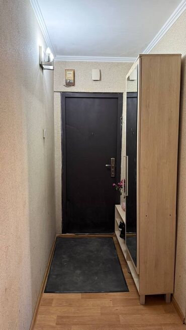 Продажа квартир: 3 комнаты, 58 м², 2 этаж — 14