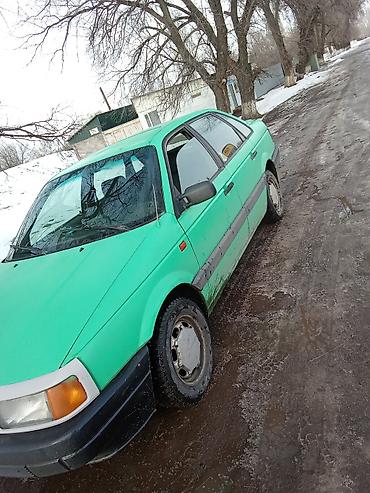 Volkswagen: Volkswagen Passat: 1990 г. — 2